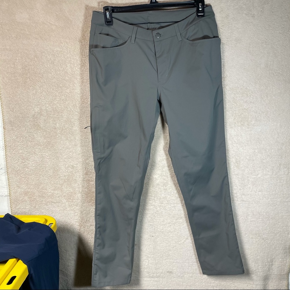 Lululemon ABC Commission Pants